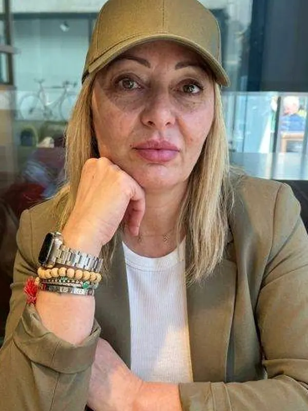 Bénédicte, 54 ans, rencontre adulte à Ajaccio