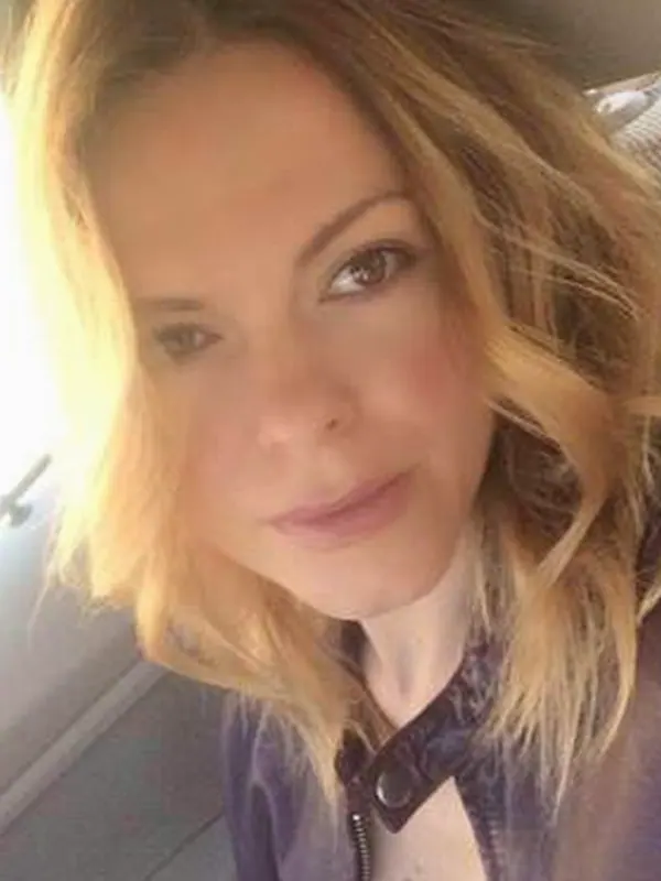 Anne-Laure, 44 ans, rencontre adulte à Bastia