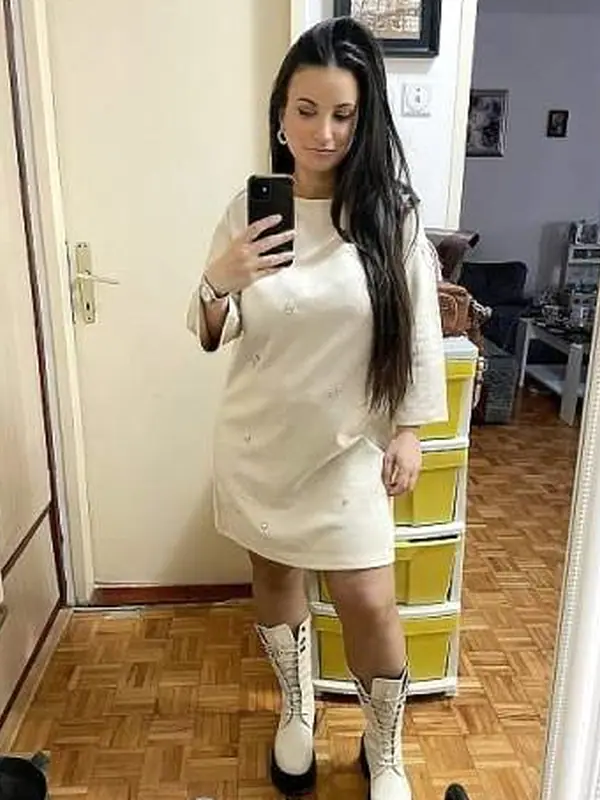 Lilou, 23 ans, rencontre adulte à Bastia