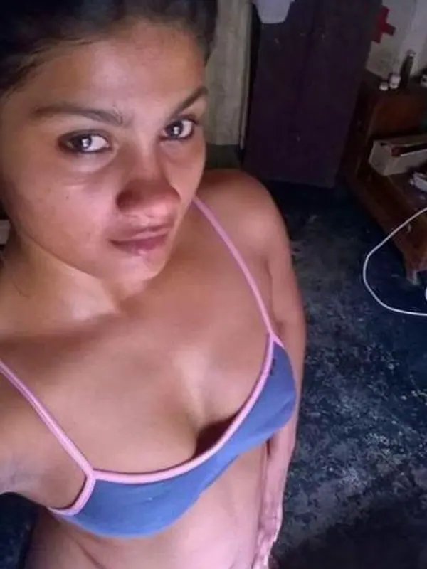 Nora, 39 ans, rencontre adulte à Clermont-Ferrand
