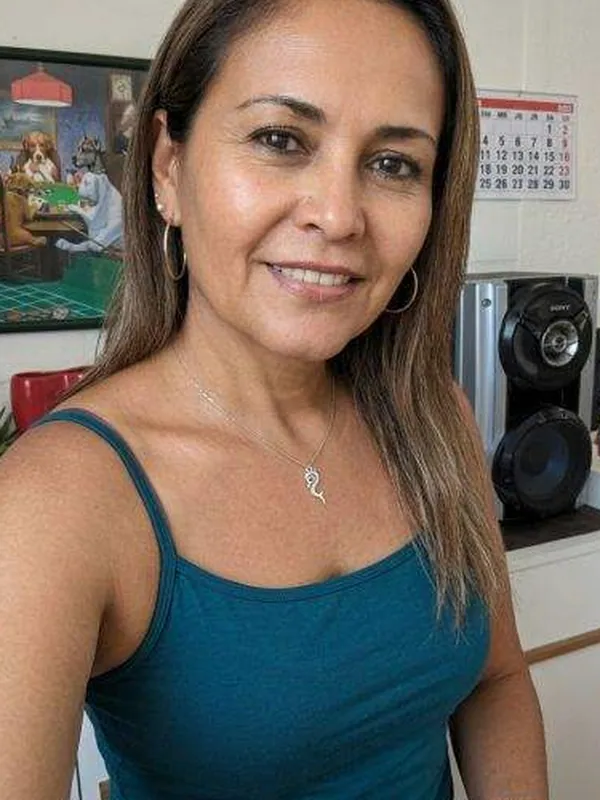 Tiphaine, 36 ans, rencontre adulte à Dijon