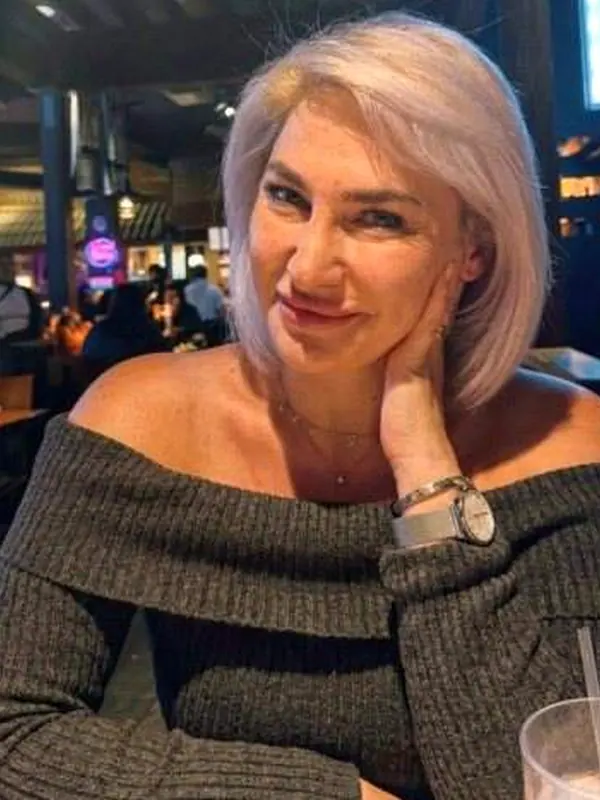Catherine, 54 ans, rencontre adulte à Grenoble