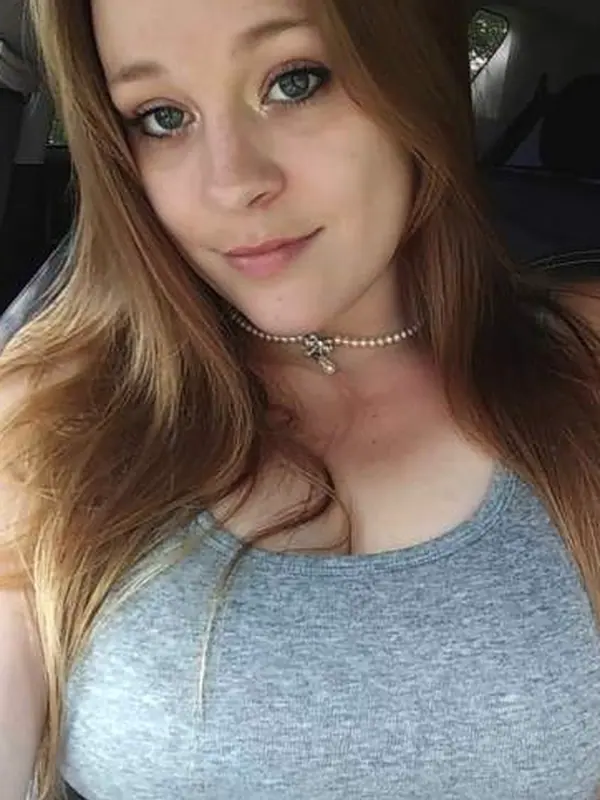 Émeline, 35 ans, rencontre adulte à Metz