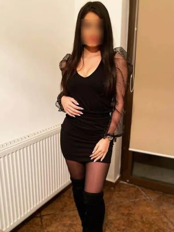 Jasmine, 28 ans, rencontre adulte à Metz