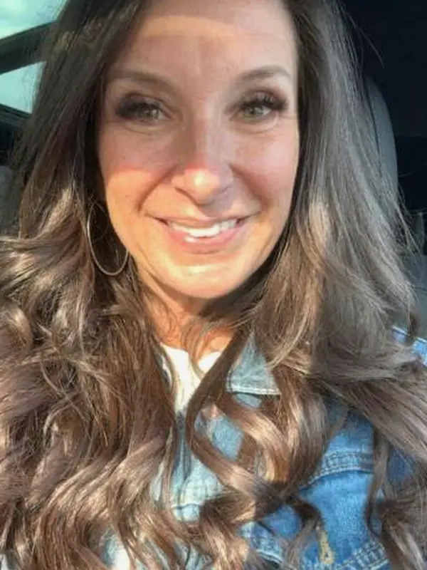 Clara, 27 ans, rencontre adulte à Nantes