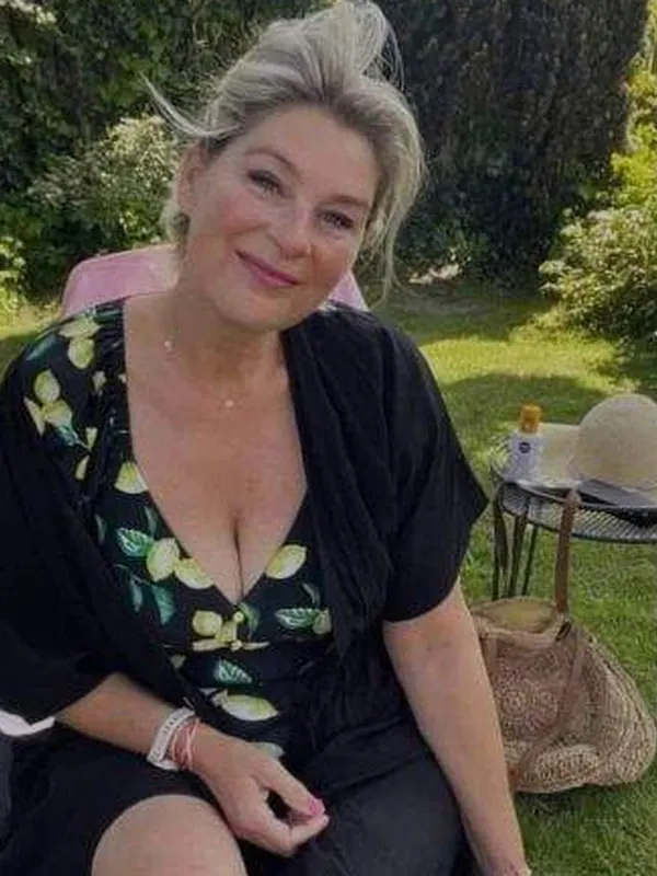Ginette, 58 ans, rencontre adulte à Nice
