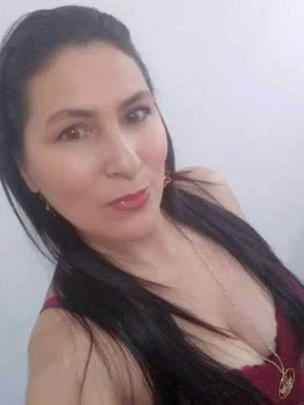 Lorraine, 52 ans, rencontre adulte à Nice