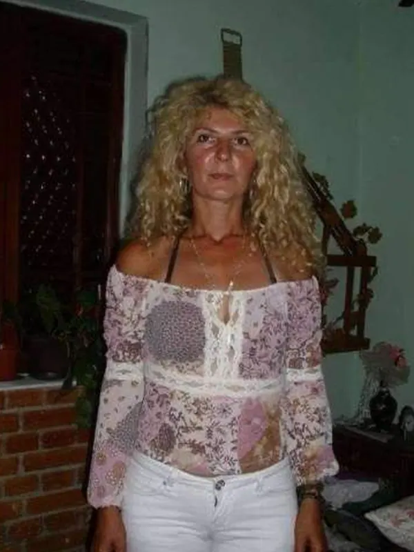 Nadia, 49 ans, rencontre adulte à Nîmes