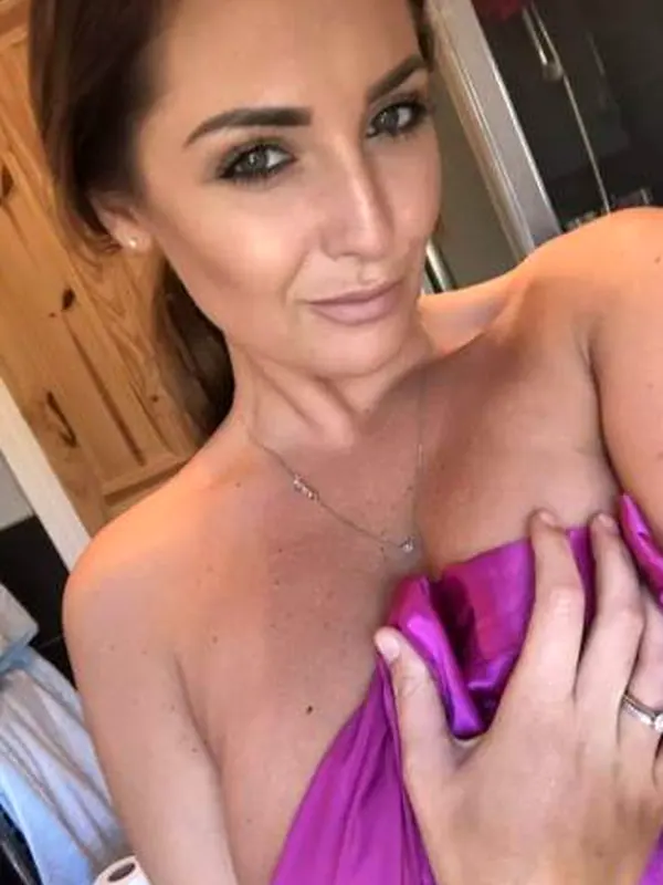 Yasmine, 26 ans, rencontre adulte à Perpignan