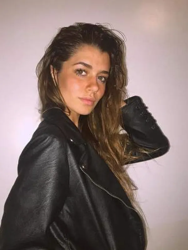 Adèle, 26 ans, rencontre adulte à Reims