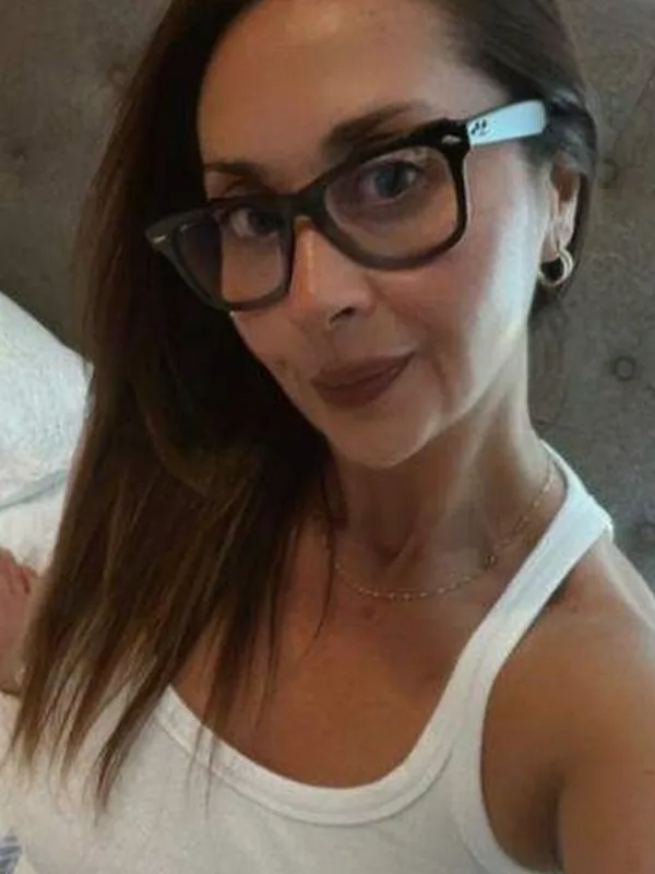 Cynthia, 38 ans, rencontre adulte à Toulon